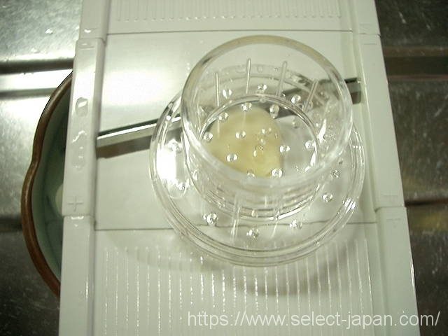 大根おろし器用安全ホルダー大小　日本製　made in japan 100円ショップ　Can Do　キャンドゥ