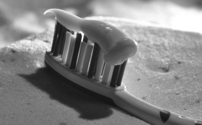 中国製　使い捨て歯ブラシ　ジエチレングリコール